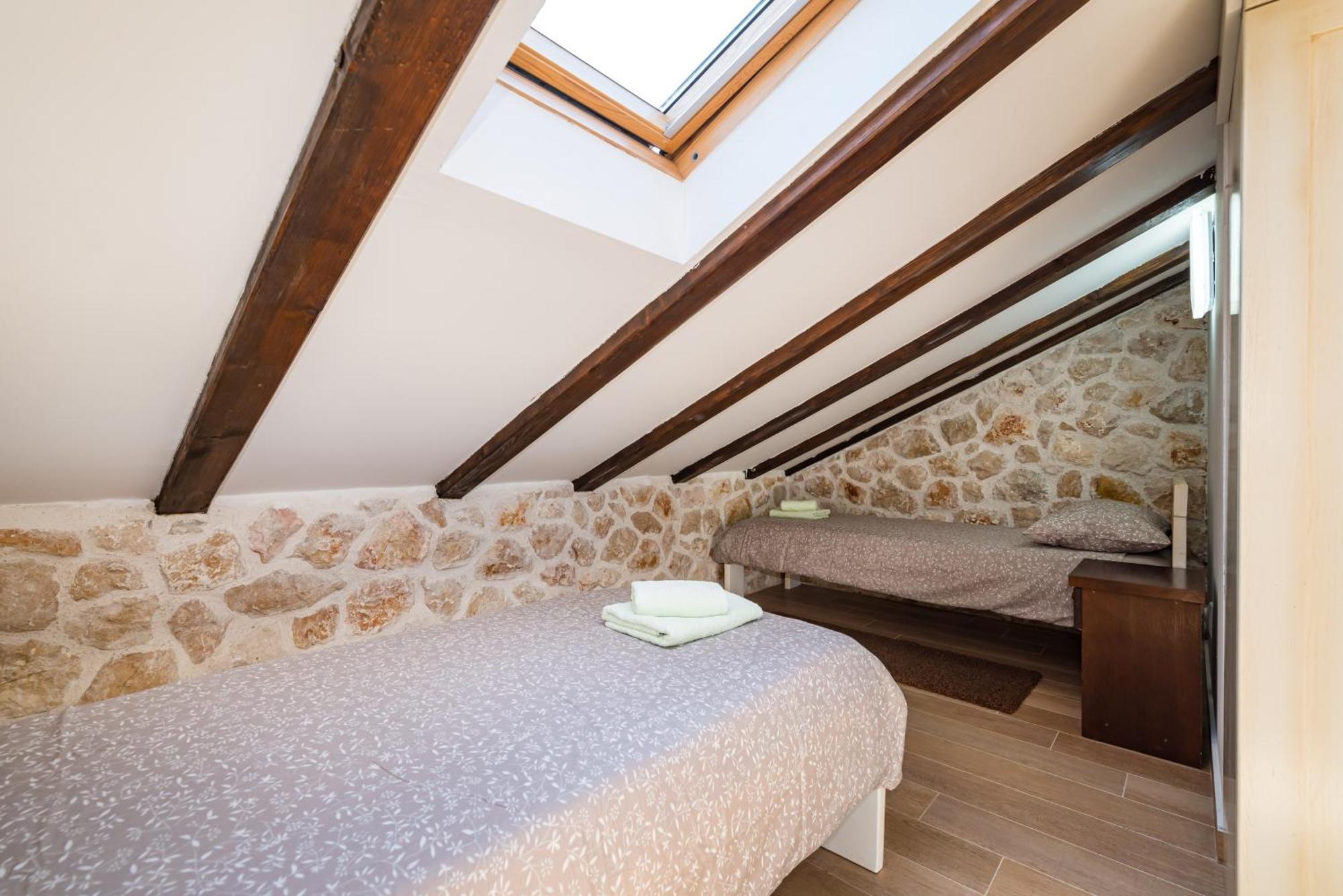 Stone House Villa Razanac Exterior photo